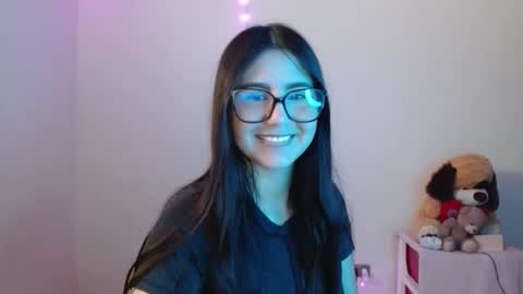 Snapshot of sahaliefox_ chatting on 10-05-25, 04:16 Sahaliefox online show from 10-05-25, 04:16