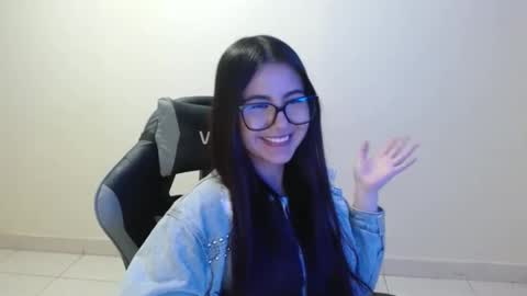 Snapshot of sahaliefox_ chatting on 11-02-25, 11:07 Sahaliefox online show from 11-02-25, 11:07