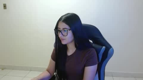 Sahaliefox  online show from 03-19-26, 10:03