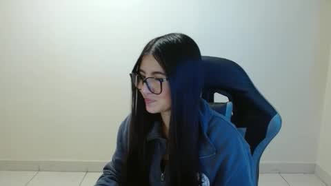 Snapshot of sahaliefox_ chatting on 06-06-26, 08:57 Sahaliefox online show from 06-06-26, 08:57