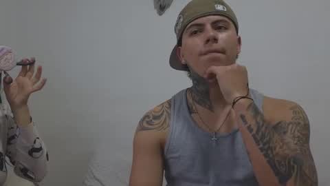 Sahara y Thiago online show from 11-16-25, 11:27