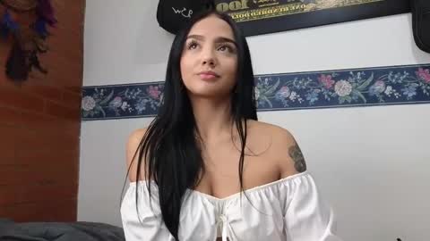 Sahara y Thiago online show from 02-17-26, 01:18