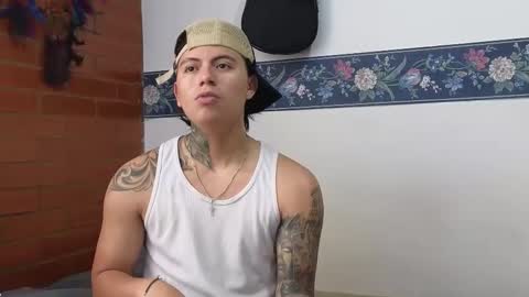 Sahara y Thiago online show from 02-22-26, 01:20