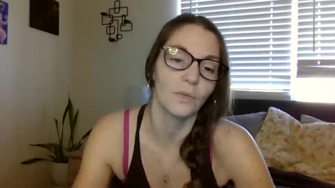 Snapshot of sahmilf chatting on 01-14-25, 07:00 Lelo online show from 01-14-25, 07:00