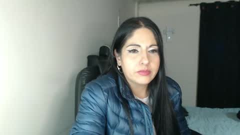 Karina online show from 03-12-25, 01:58