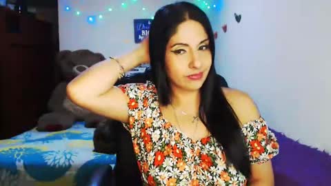 Karina online show from 11-12-25, 01:39