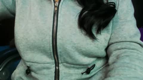 Karina online show from 12-16-25, 01:54