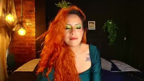 Snapshot of sahra_tayl0r_ chatting on 05-26-26, 02:46 SARA online show from 05-26-26, 02:46