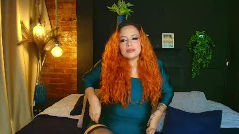 Snapshot of sahra_tayl0r_ chatting on 06-04-26, 02:34 SARA online show from 06-04-26, 02:34