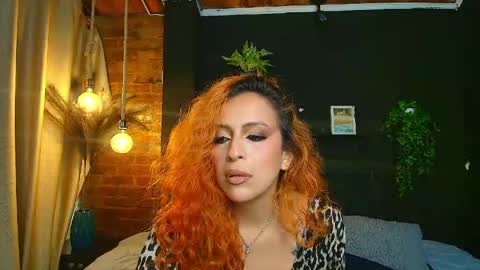 Snapshot of sahra_tayl0r_ chatting on 06-08-26, 03:01 SARA online show from 06-08-26, 03:01