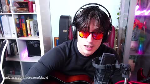 Snapshot of sahueso chatting on 01-07-25, 09:46 David Sahueso online show from 01-07-25, 09:46