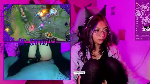 Snapshot of saiko7w7 chatting on 02-17-26, 12:29 OF 15 off - online show from 02-17-26, 12:29