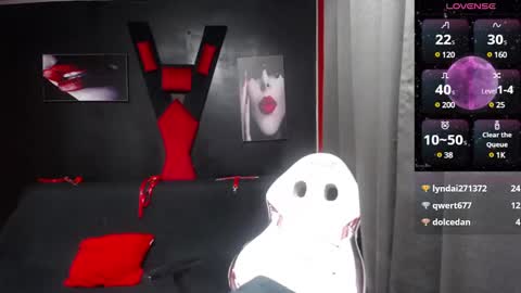 Snapshot of sailor_moon07 chatting on 01-31-25, 01:11 sailor online show from 01-31-25, 01:11