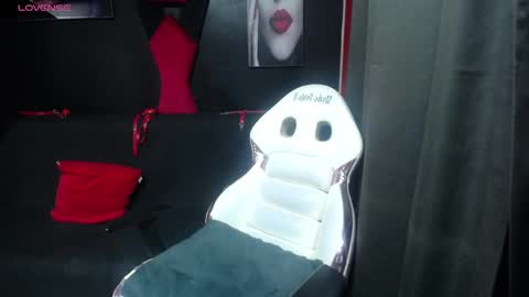 Snapshot of sailor_moon07 chatting on 02-01-25, 03:19 sailor online show from 02-01-25, 03:19