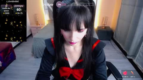 Snapshot of sailor_moon07 chatting on 02-11-25, 05:05 sailor online show from 02-11-25, 05:05