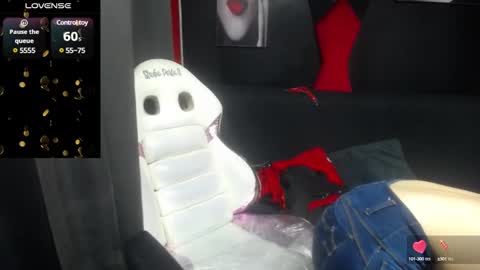 Snapshot of sailor_moon07 chatting on 02-13-25, 02:45 sailor online show from 02-13-25, 02:45