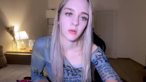 Sofia online show from 02-19-25, 05:06