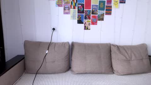 Sofia online show from 02-23-25, 07:44