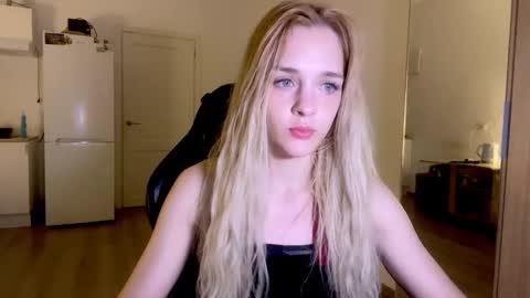 Sofia online show from 10-06-25, 11:02