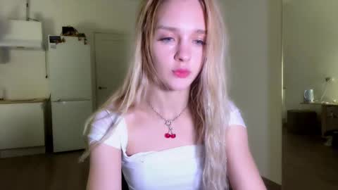 Sofia online show from 12-22-25, 10:07