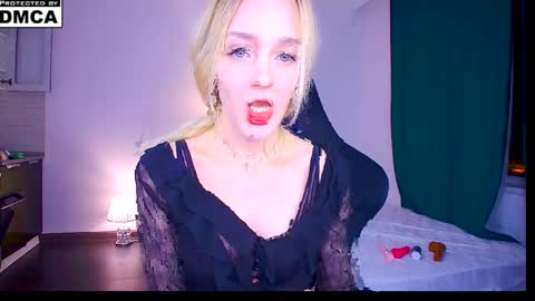 Snapshot of sailormoon666_ chatting on 05-22-26, 10:15 Sofia online show from 05-22-26, 10:15
