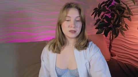 Snapshot of saint__vicious chatting on 06-03-26, 08:14 saint__vicious online show from 06-03-26, 08:14