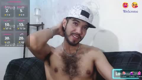 Snapshot of saint_castle chatting on 02-12-26, 09:21 Saint Castle online show from 02-12-26, 09:21