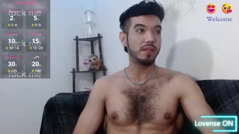 Snapshot of saint_castle chatting on 02-24-26, 03:43 Saint Castle online show from 02-24-26, 03:43