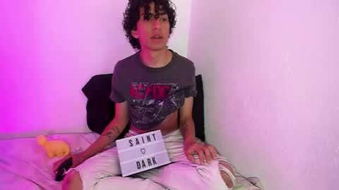 Snapshot of saint_dark chatting on 10-22-25, 01:44 saint_dark online show from 10-22-25, 01:44