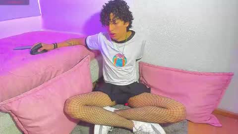 saint_dark online show from 11-23-25, 02:50