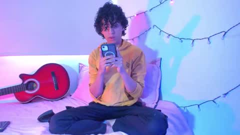 saint_dark online show from 12-21-25, 01:07