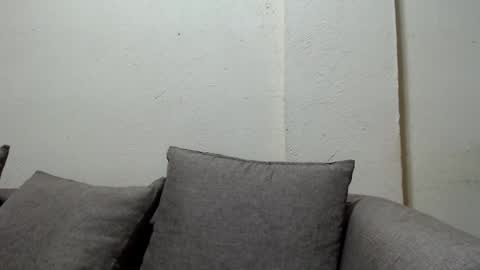 saint_flowerxxx online show from 01-18-25, 04:42