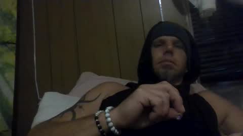 Snapshot of saintchriss chatting on 10-23-25, 03:11 saintchriss online show from 10-23-25, 03:11