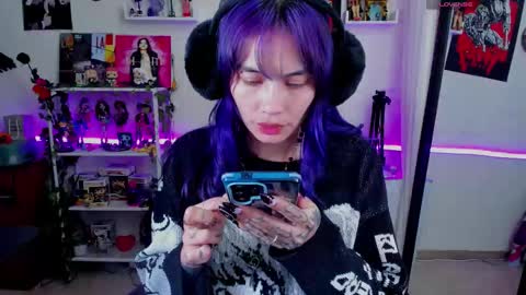 Snapshot of sakaexxx chatting on 11-19-25, 05:57 online show from 11-19-25, 05:57