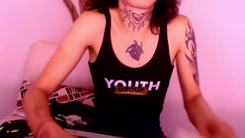 Hikari online show from 10-15-25, 12:05