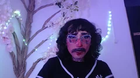 Hikari online show from 10-25-25, 02:41