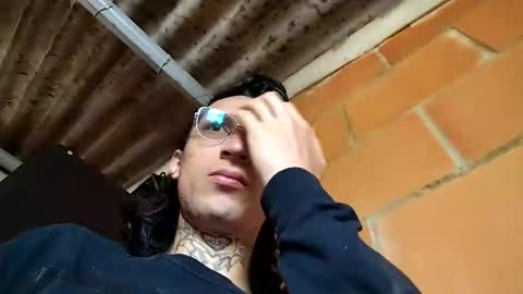 Hikari online show from 11-16-25, 04:45