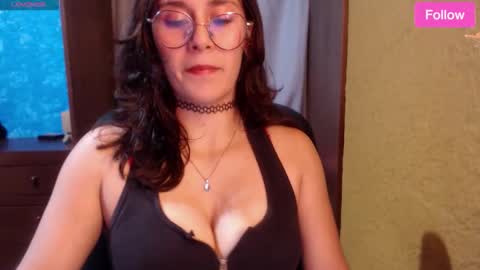 Snapshot of sakura_alek chatting on 11-14-25, 01:04 sakura_alek online show from 11-14-25, 01:04