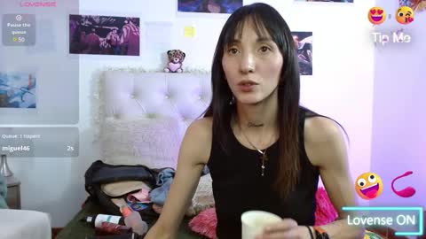 Sakura Skinny online show from 02-19-25, 09:03