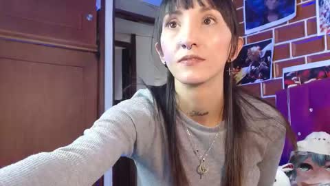 Sakura Skinny online show from 03-07-25, 05:38