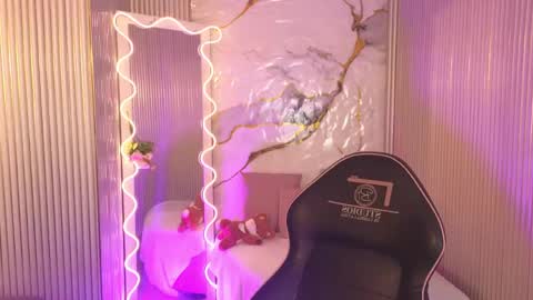  sakura  online show from 04-12-26, 02:49
