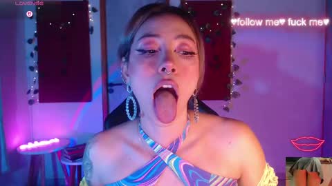 Sakura online show from 10-19-25, 03:07