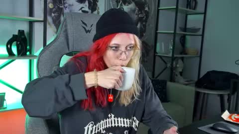 Snapshot of sakurabliss chatting on 09-14-25, 04:39 sakurabliss online show from 09-14-25, 04:39