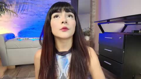 Sakura Moss online show from 12-21-25, 06:20