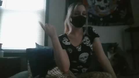 Salem Veil online show from 03-01-26, 11:07