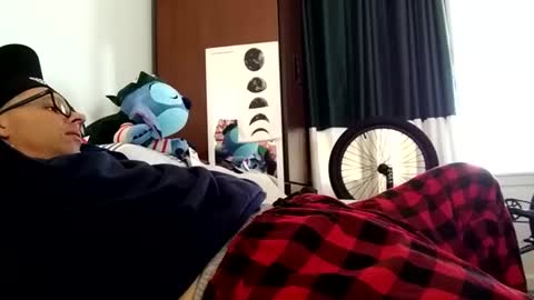 Snapshot of salis1981 chatting on 02-09-25, 09:28 salis1981 online show from 02-09-25, 09:28