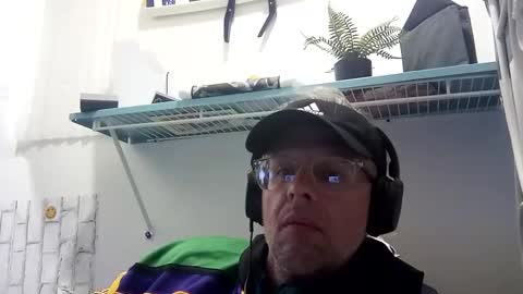 Snapshot of salis1981 chatting on 03-02-25, 05:01 salis1981 online show from 03-02-25, 05:01