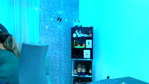 Snapshot of sally_ricci chatting on 09-17-25, 11:34 sally_ricci online show from 09-17-25, 11:34