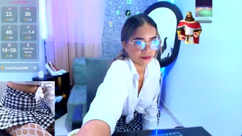 Snapshot of sally_ricci chatting on 10-14-25, 11:33 sally_ricci online show from 10-14-25, 11:33