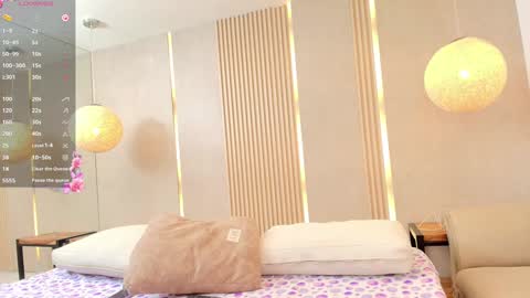 Snapshot of sally_rosses chatting on 02-04-25, 03:44 sally rosses online show from 02-04-25, 03:44